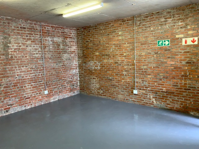 To Let commercial Property for Rent in Maitland Western Cape